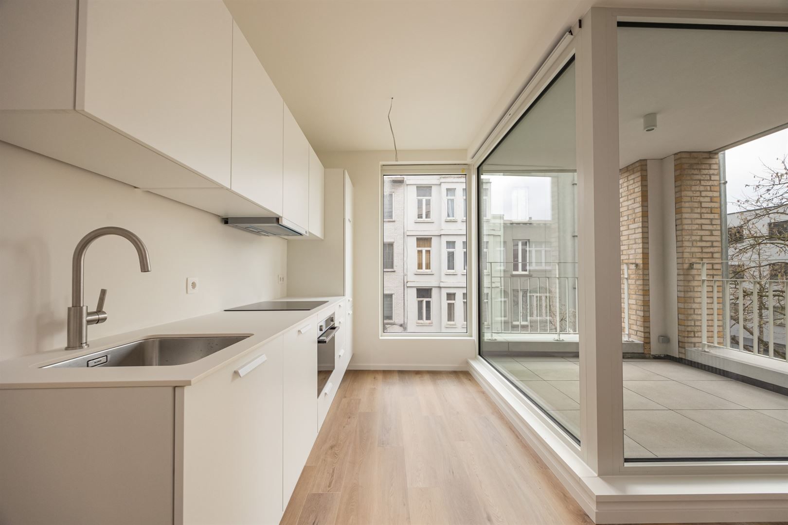 Prachtig nieuwbouwappartement met terras foto 5