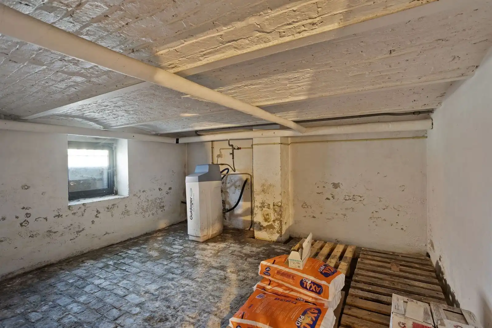 Woning met grote atelier(+/-205m²) te centrum Dworp foto 28