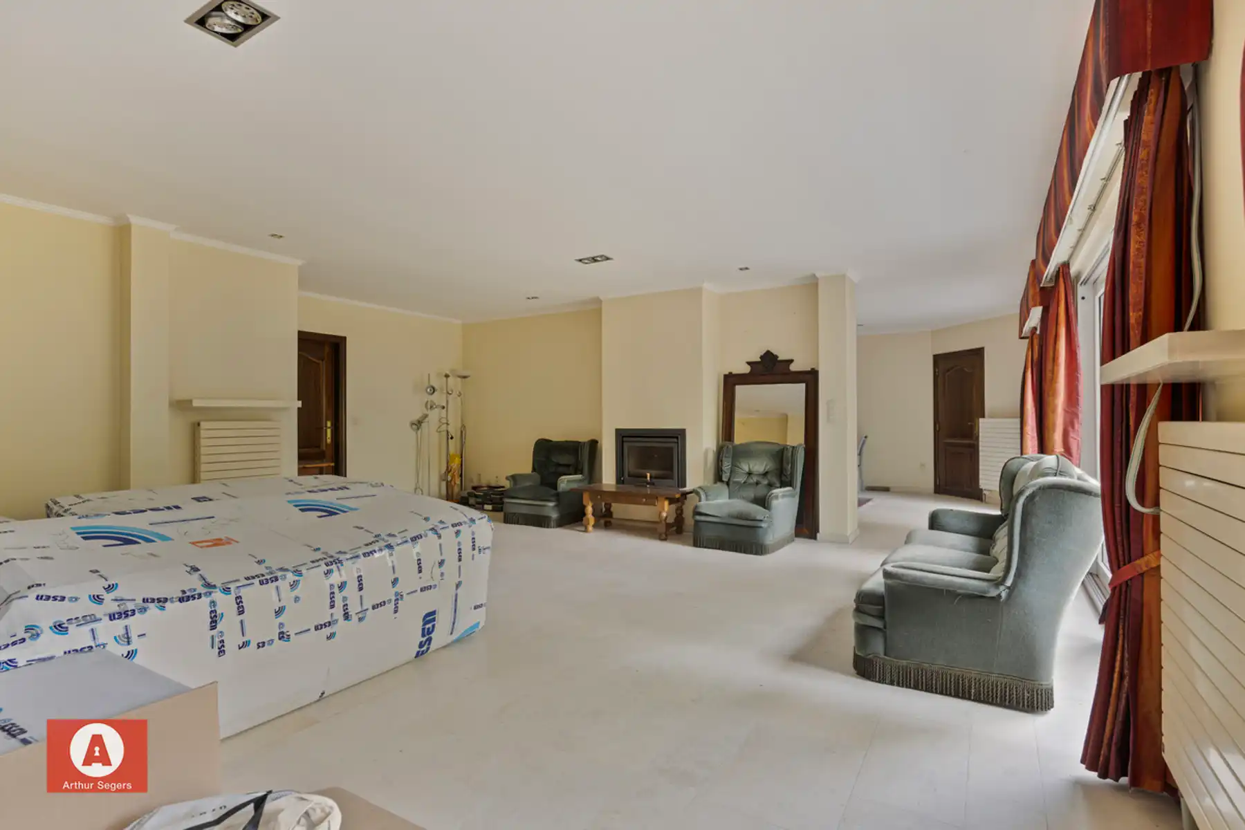 !!! IN OPTIE !!! Zeer ruime (kangoeroe)woonst foto 2