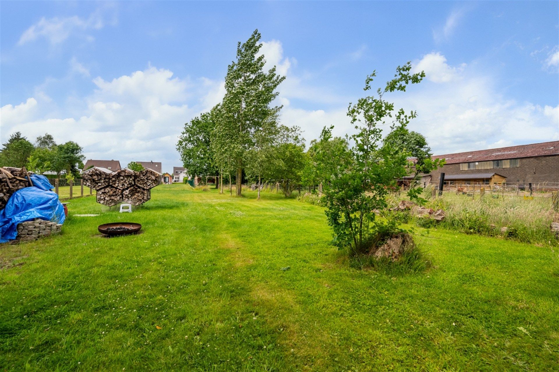 Gerenoveerde halfopen bebouwing op een perceel van 1678 m2 foto 23
