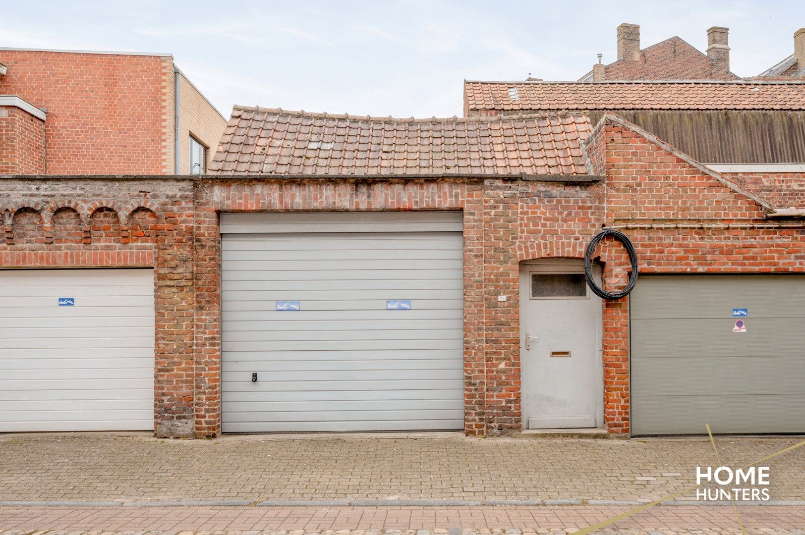 Ruim magazijn van maar liefst 185 m² in het historische stadscentrum van Ieper foto 4