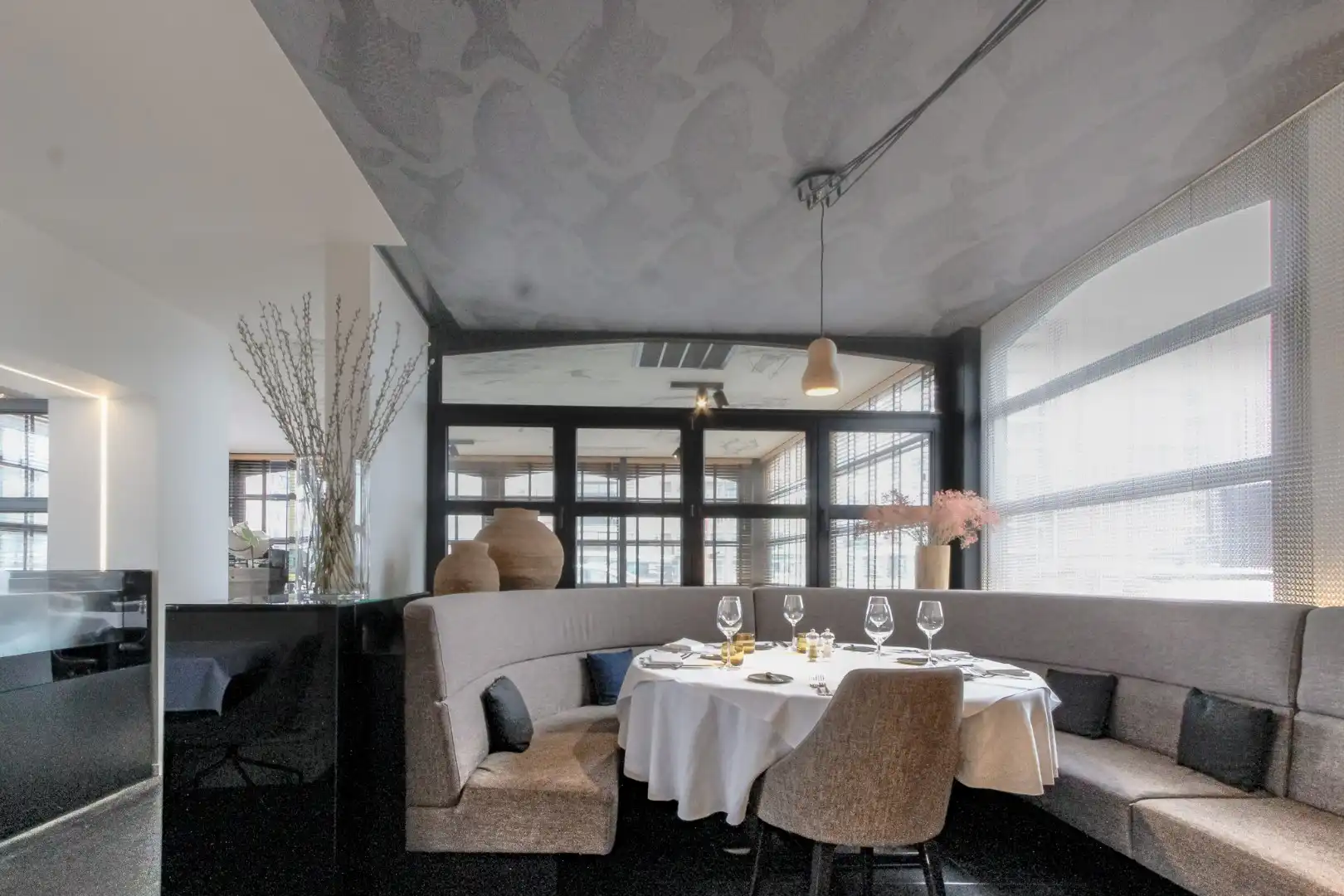 Over te nemen  – Volledig uitgerust toprestaurant | Heldenplein 33, Knokke-Heist foto 3