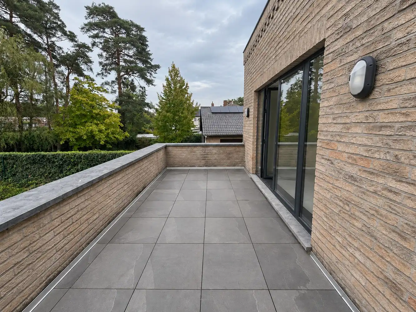 UITZONDERLIJK RUIM DUPLEX APPARTEMENT (H.O.B) foto 3