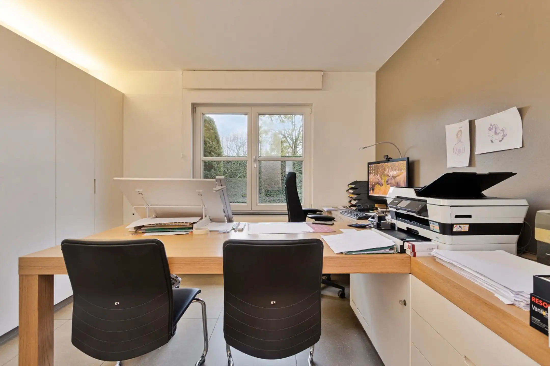 Modern ingerichte villa met loods in Moerkerke foto 9