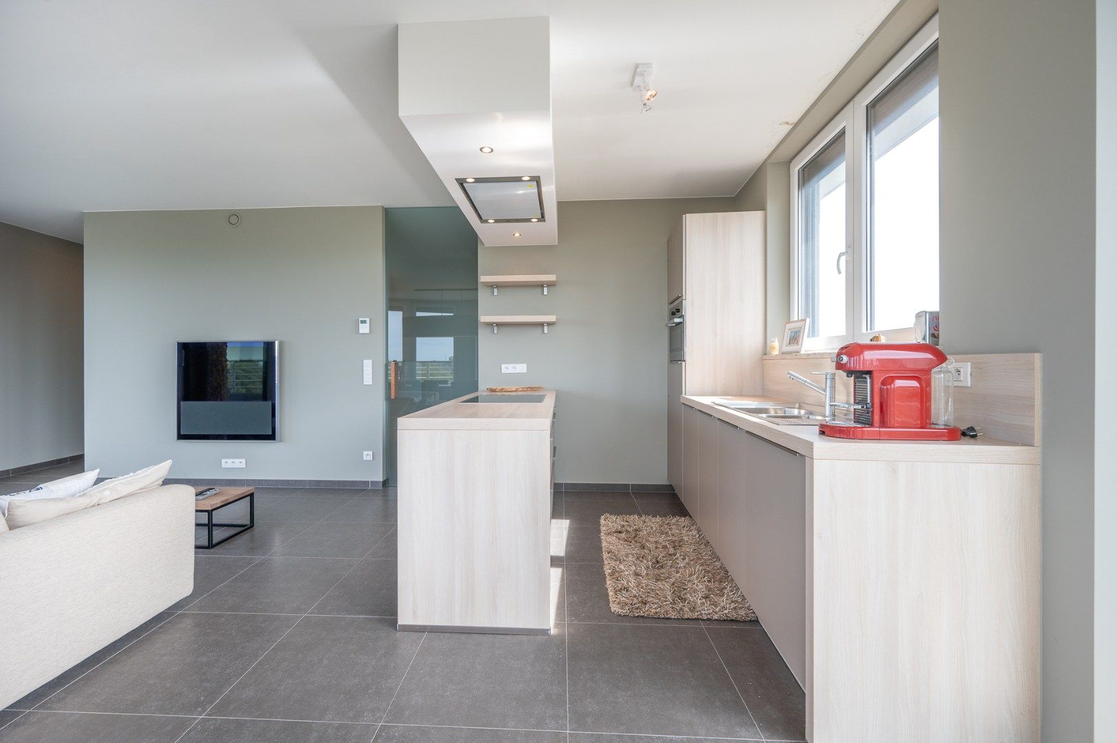 Unieke penthouse met open zichten richting de zee foto 9