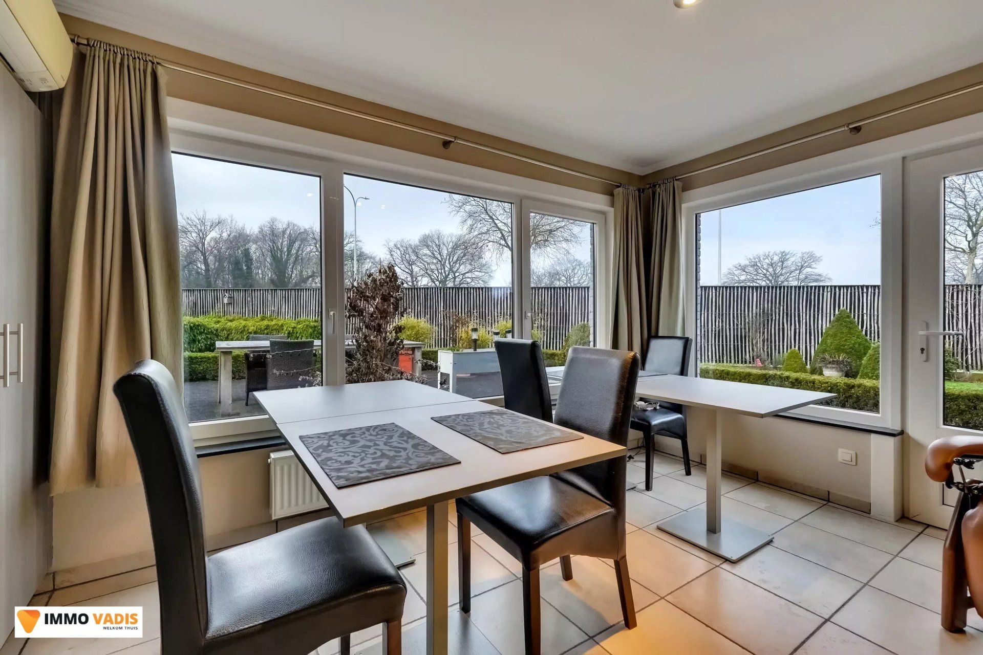 Polyvalente , uitstekend onderhouden villa met vijf slaapkamers foto 6