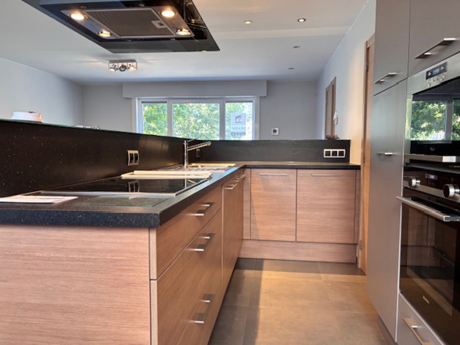 Gezellige, instapklare woning met garage en tuin foto 12
