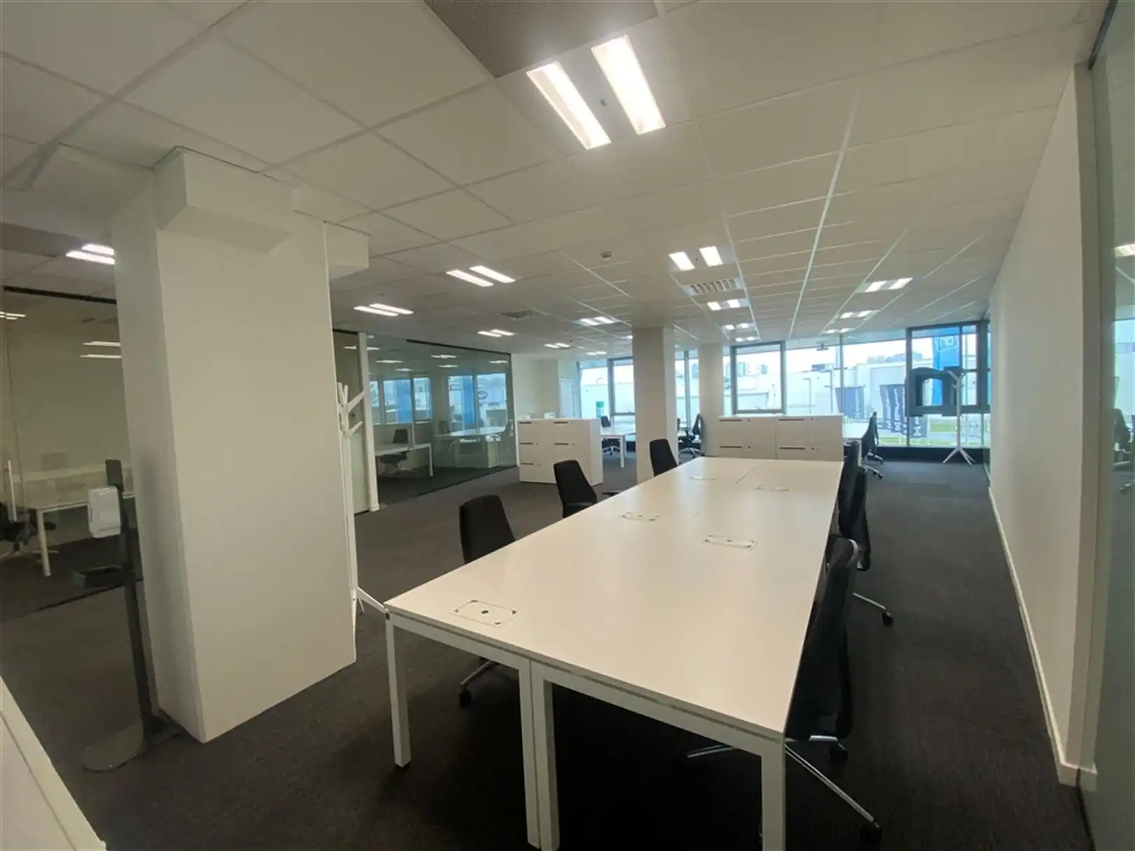 Kantoren in het Meetdistrict in Planet Group Arena foto 15