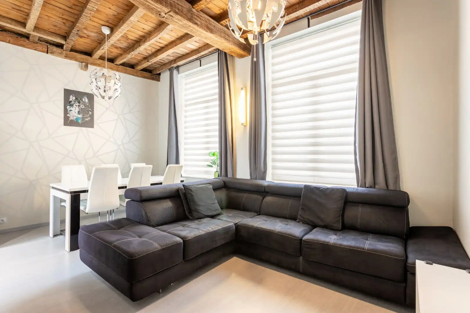 Stadswoning met mogelijke praktijkruimte te centrum Halle foto 7