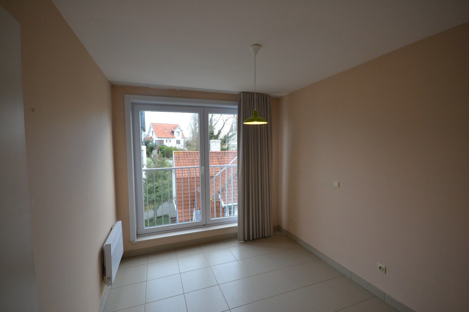 Mooi twee slaapkamer appartement, centraal gelegen, in  Oostduinkerke-bad! foto 7