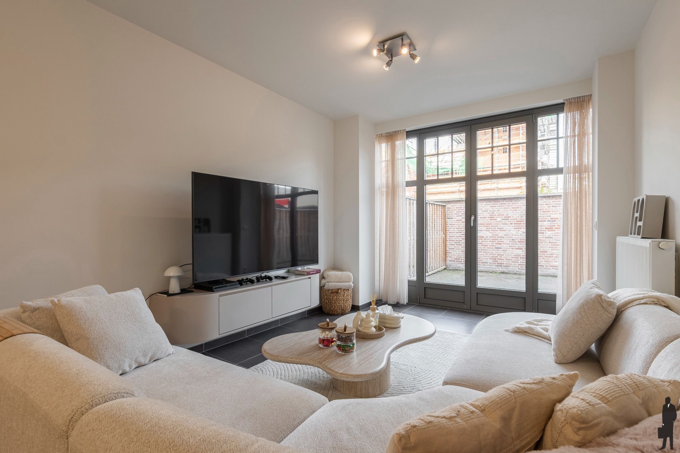 Charmant appartement met groot terras op toplocatie foto 5