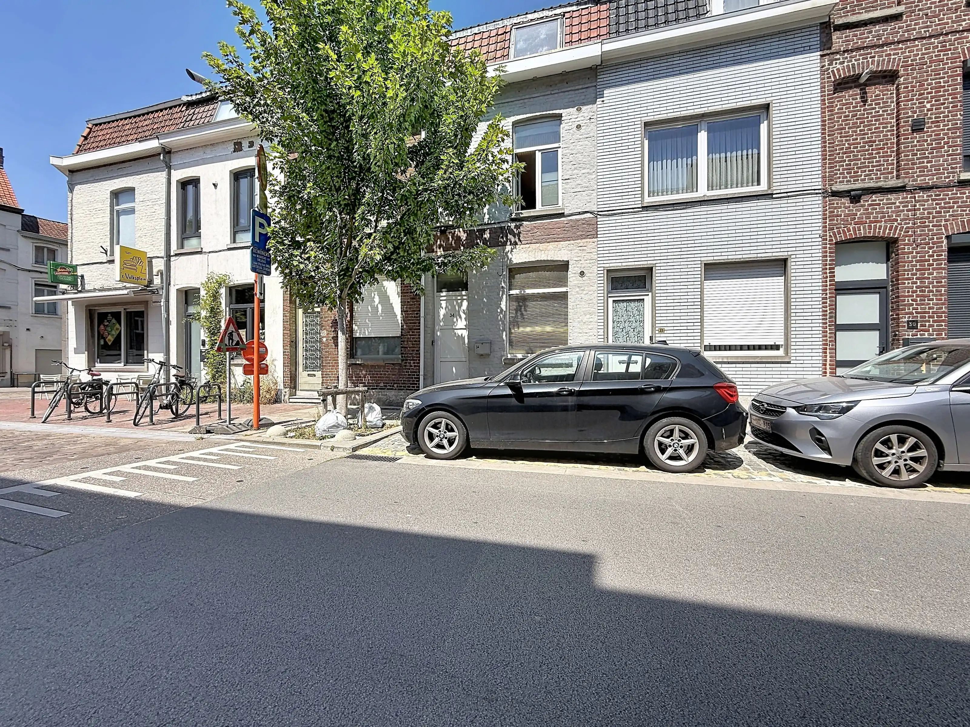 Instapklare woning in een gezellige buurt. foto {{pictureIndex}}