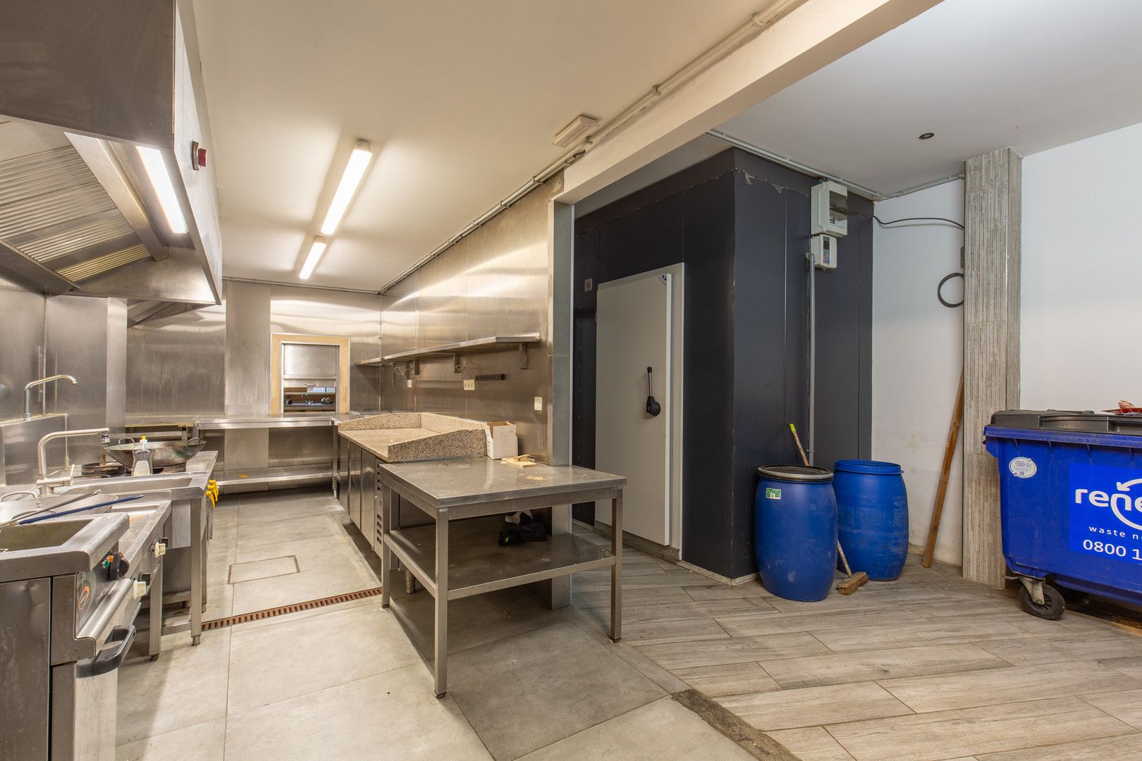 Handelspand met woonst in Chinese wijk foto 8