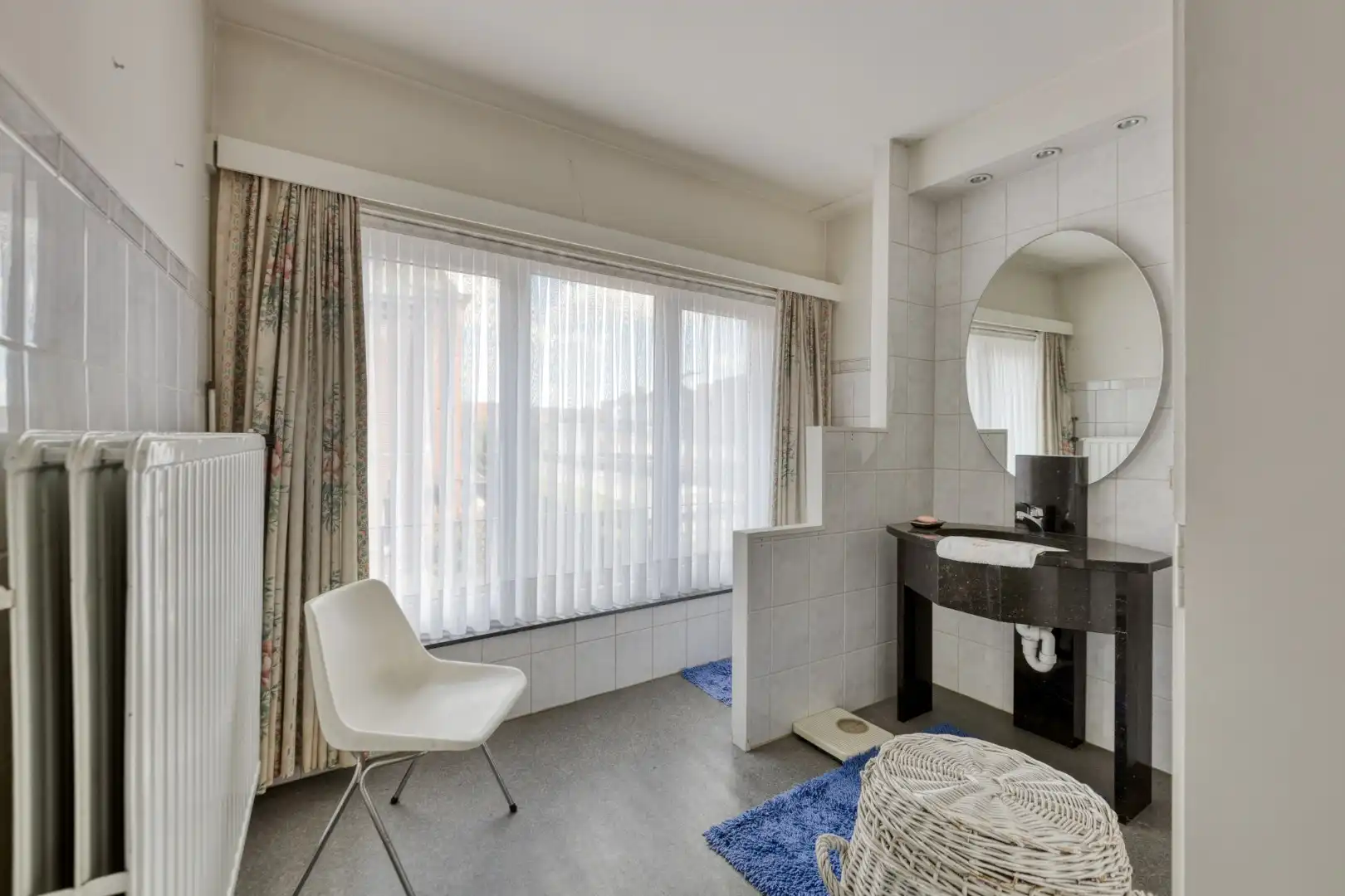 Ruim ingedeelde woning met oa 3 slpks op een gunstige locatie in het centrum foto 22