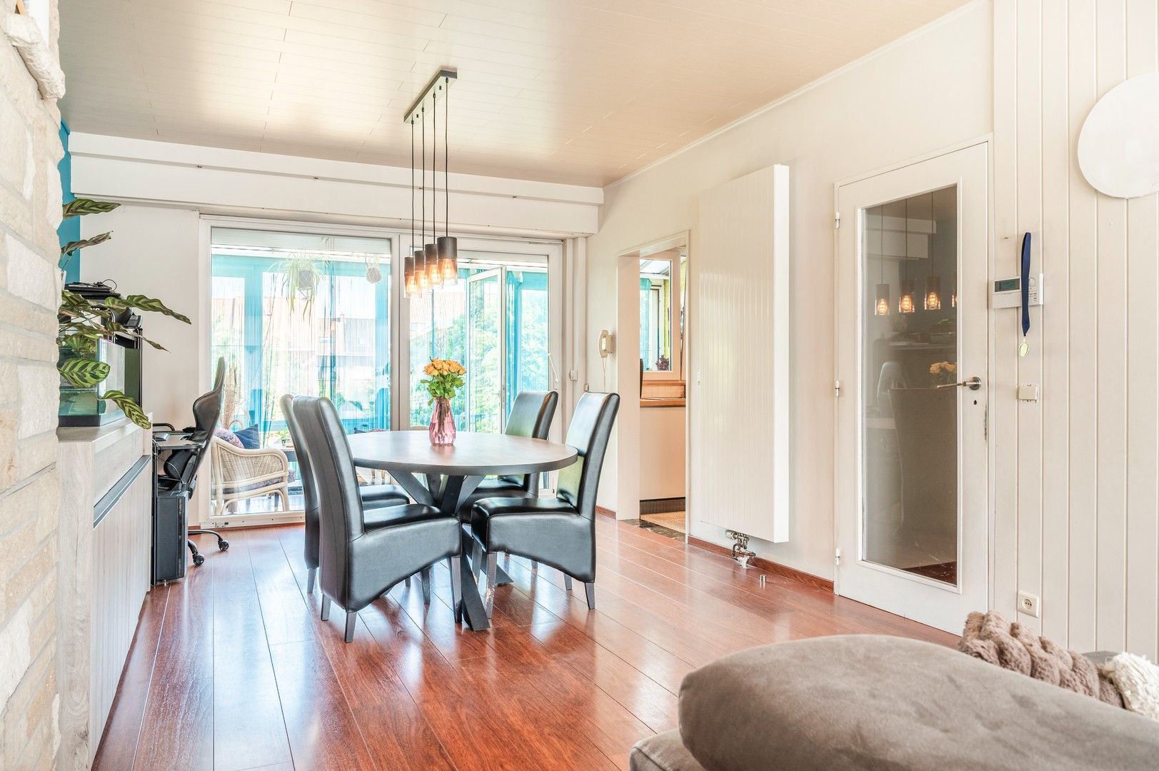 Instapklare woning te Zwijndrecht foto 11