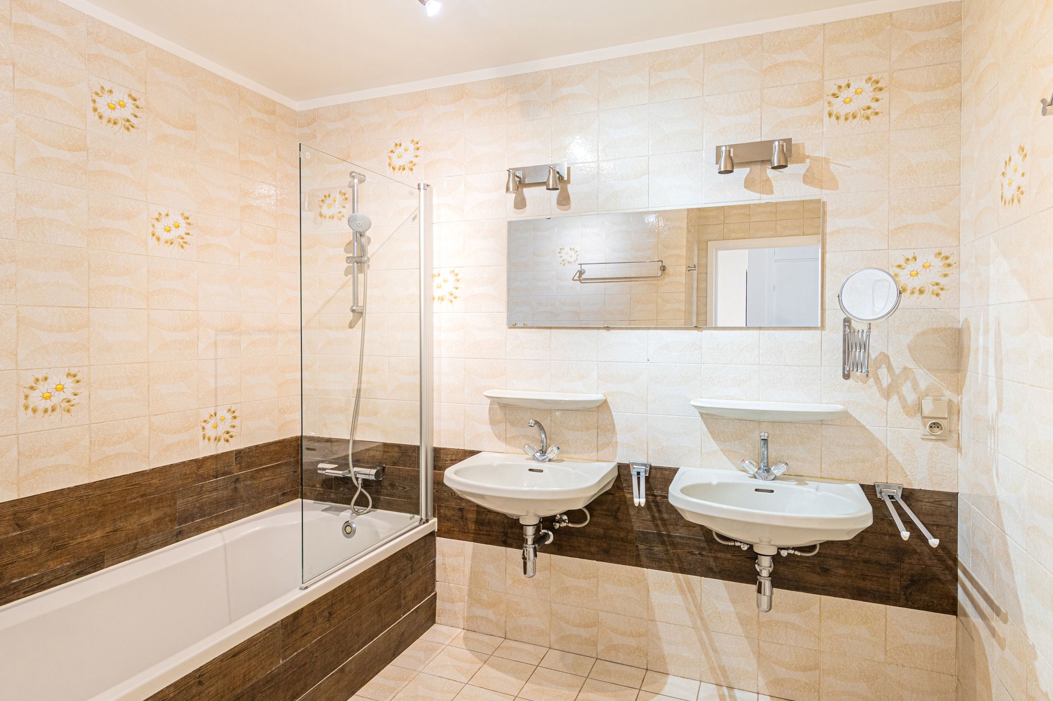 Ruim en lichtrijk 2slpk app in hartje Mechelen foto 8