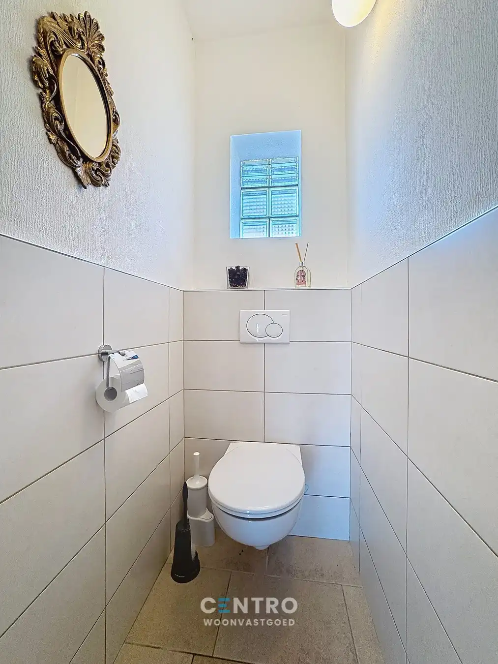 Interessant gelegen villa te Uitkerke met 3 slpks én 2 garages! foto 10