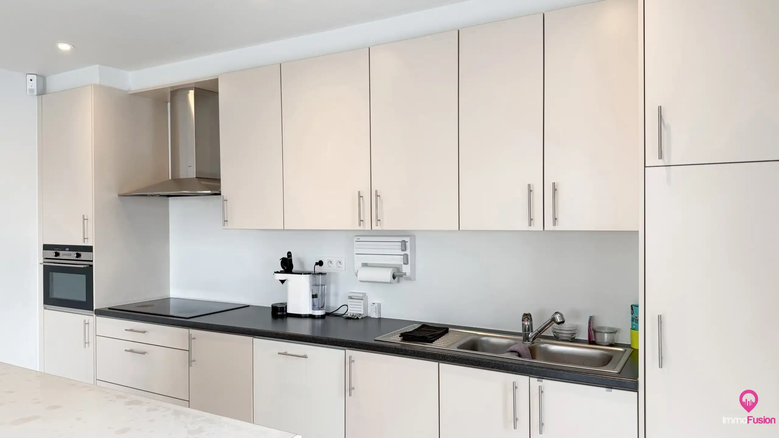 Veelzijdig industrieel pand met ruime woonst en zonnepanelen foto 42