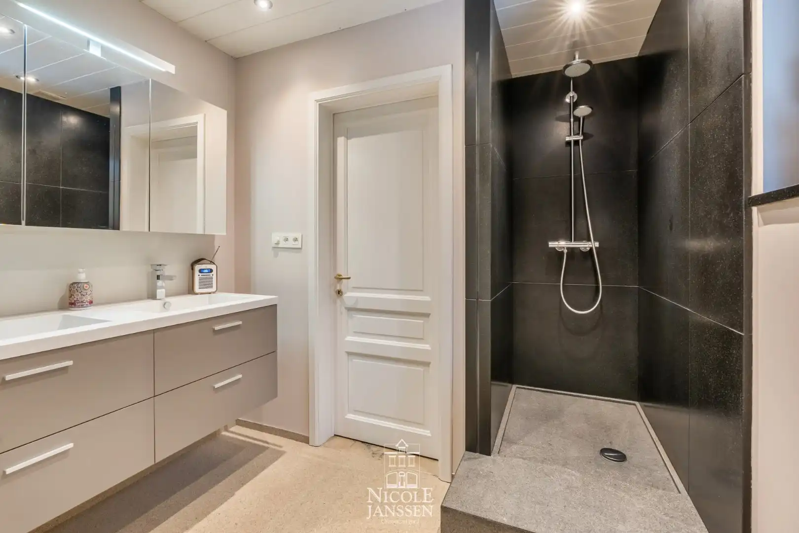 Comfortabele gezinswoning in Godsheide  foto 12