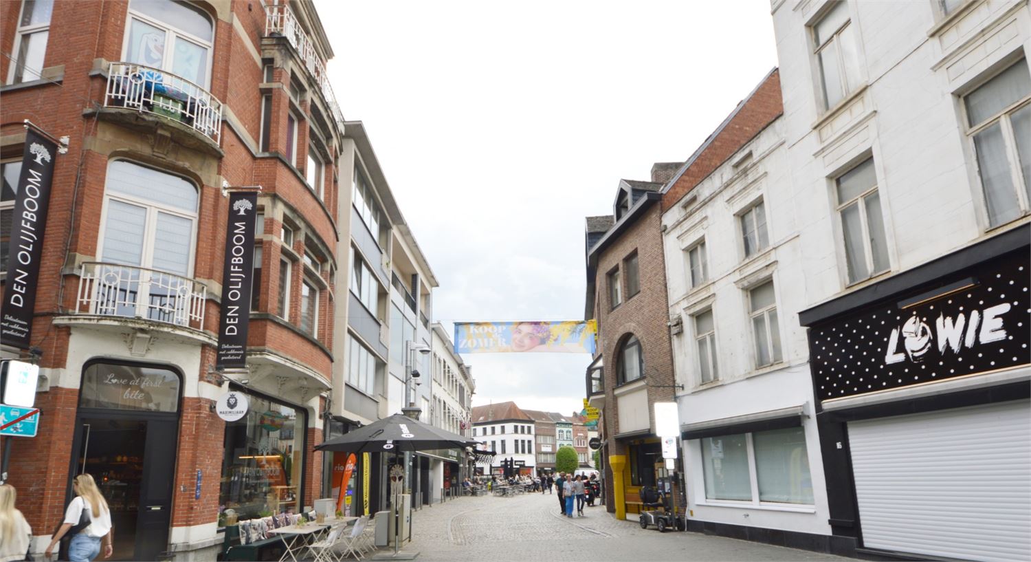 COMPLEET GERENOVEERD HANDELSPAND foto 2