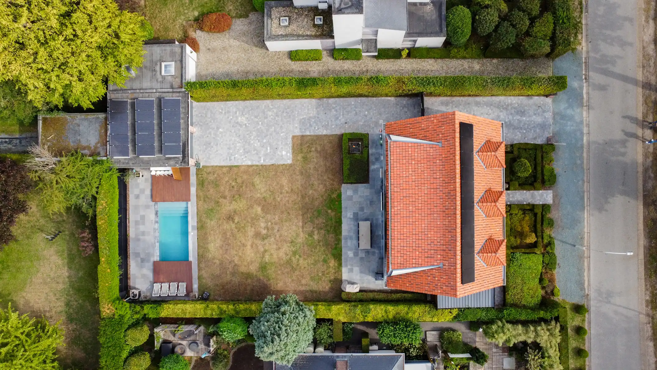 Volledig vernieuwde energiezuinige villa met buitenzwembad foto 4