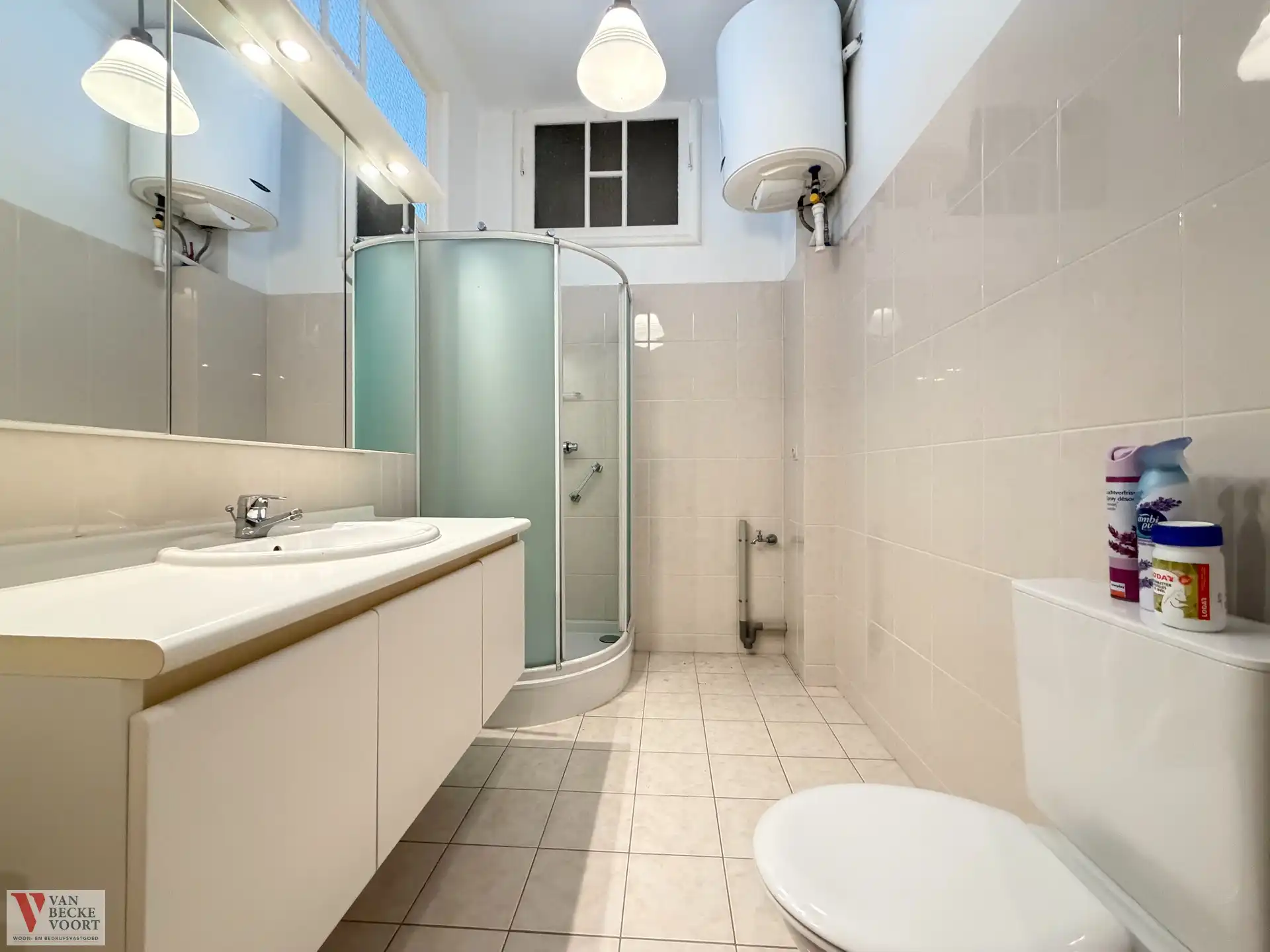 Appartement met drie slaapkamers en open zicht foto 14