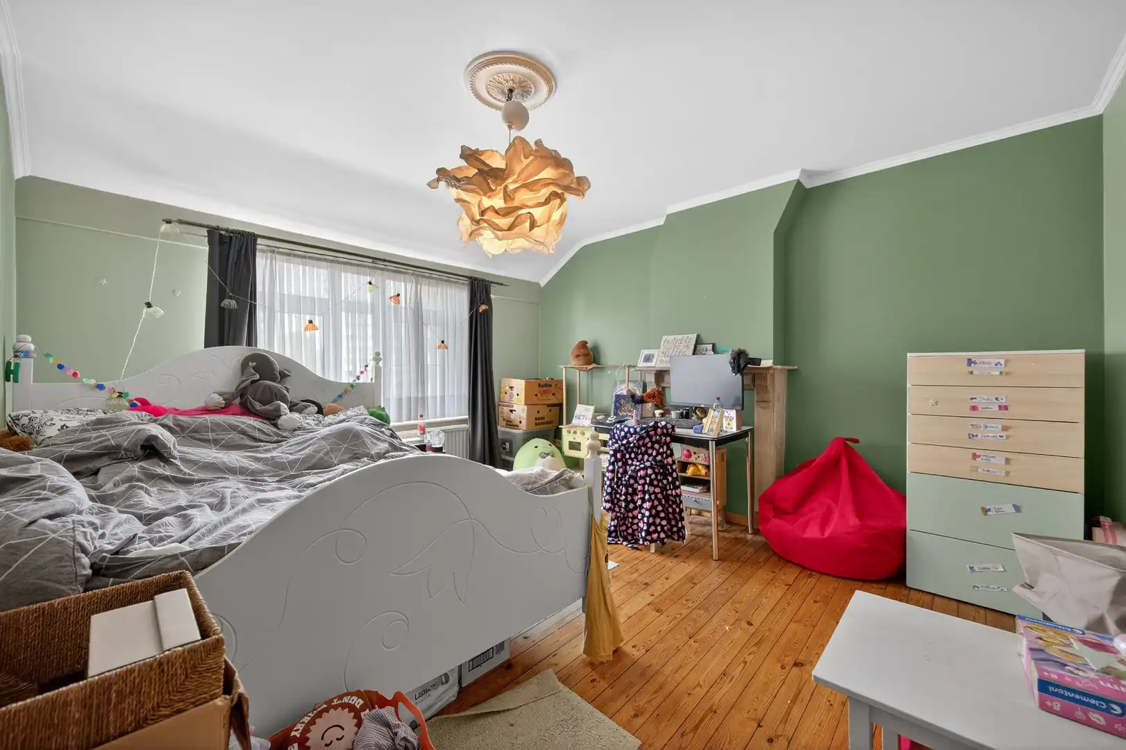 Ruime en instapklare woning met tal van mogelijkheden in Tienen. foto 18