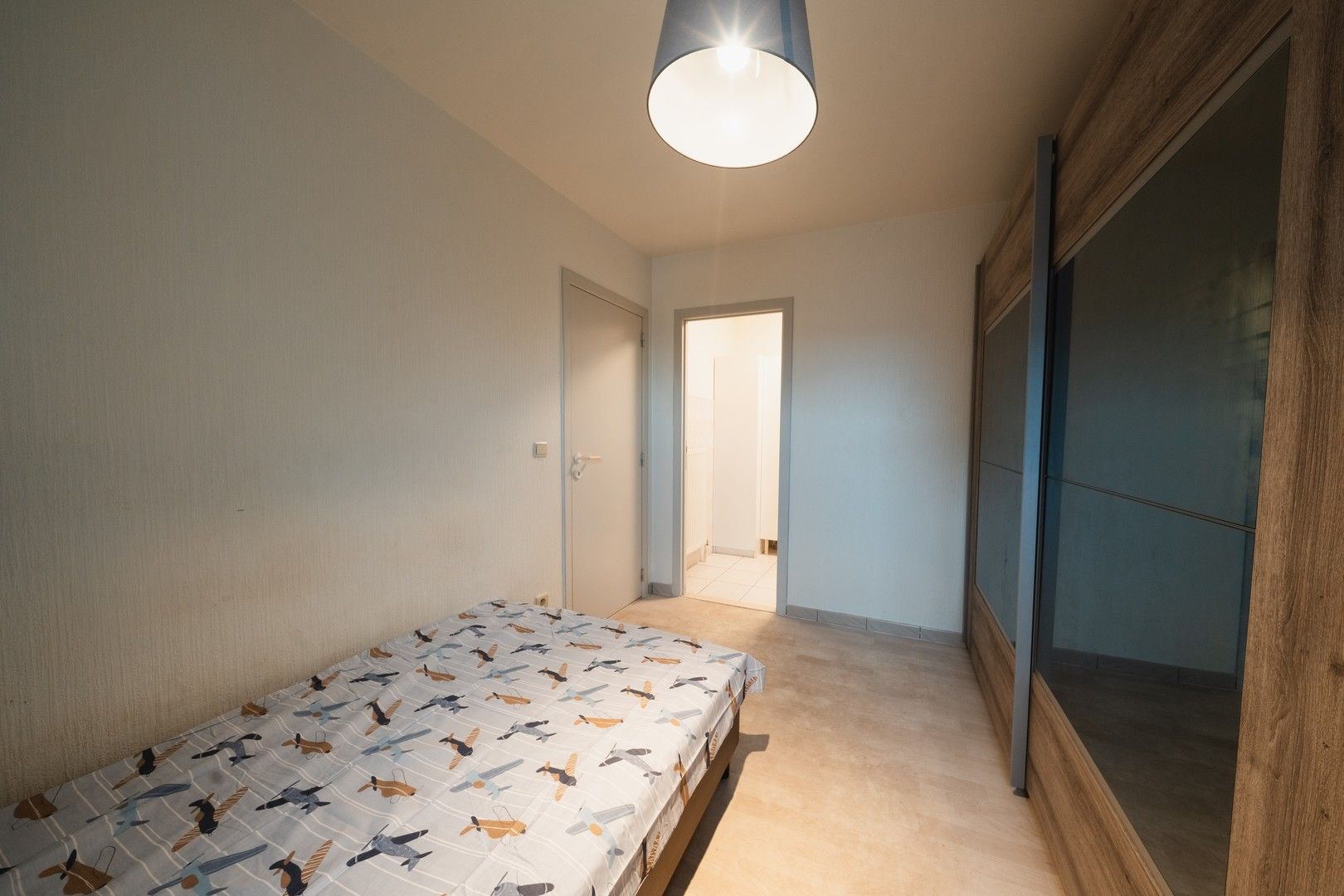 1-kamerappartement met terras in hartje van Bornem. foto 12