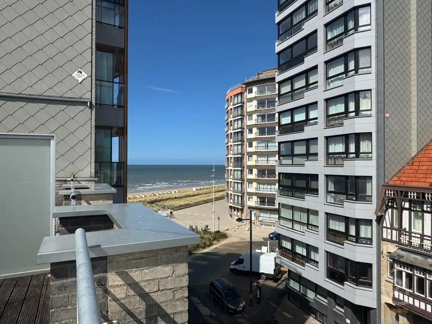 Dakappartement met twee ruime terrassen in Westende-Bad foto 2