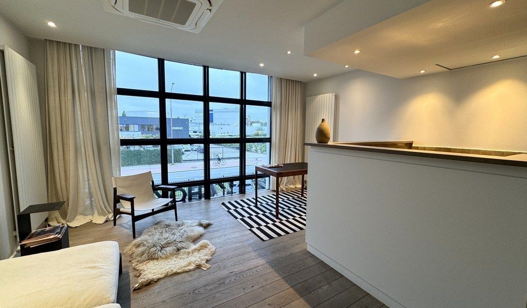 Kantoorruimte met stockageruimte te huur vlakbij klaverblad in Gent foto 10