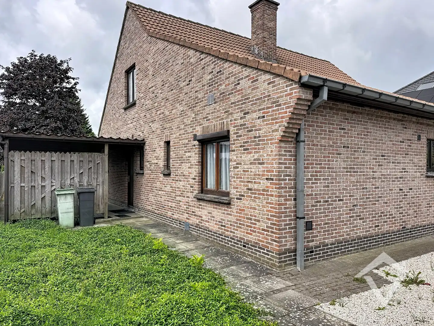 Instapklare gezinswoning met garage, carport en zonnige tuin in Scheldewindeke (Oosterzele) foto 32