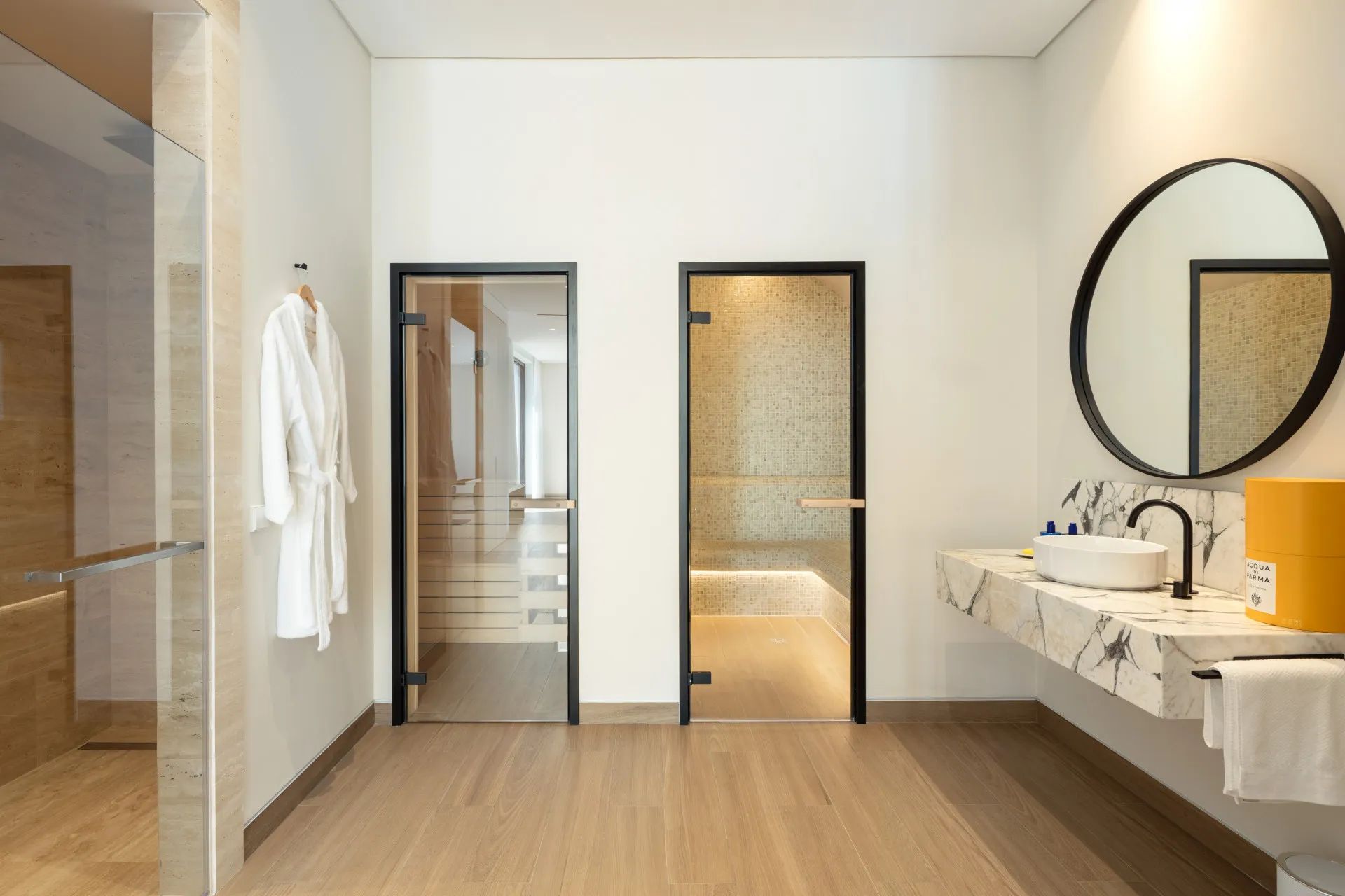 Adembenemende designvilla in exclusief Los Flamingos – waar modern wonen en luxe samenkomen aan de Costa del Sol foto 16
