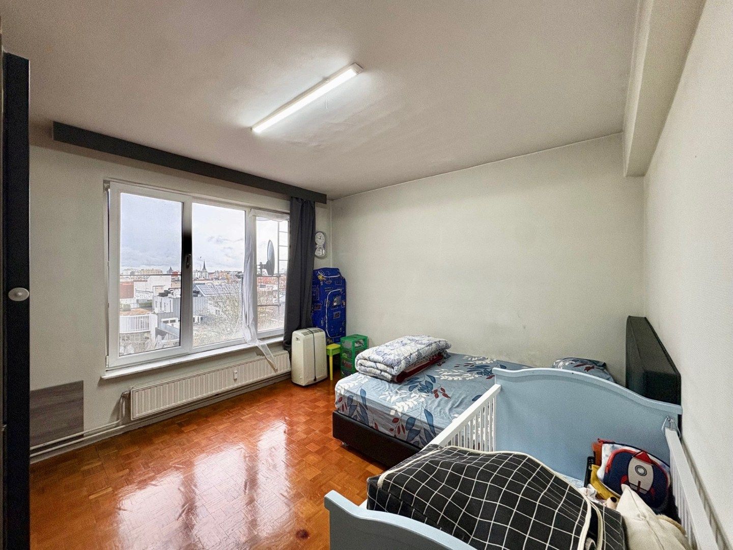 Te renoveren ruim 2-slpk appartement met staanplaats en kelder foto 11