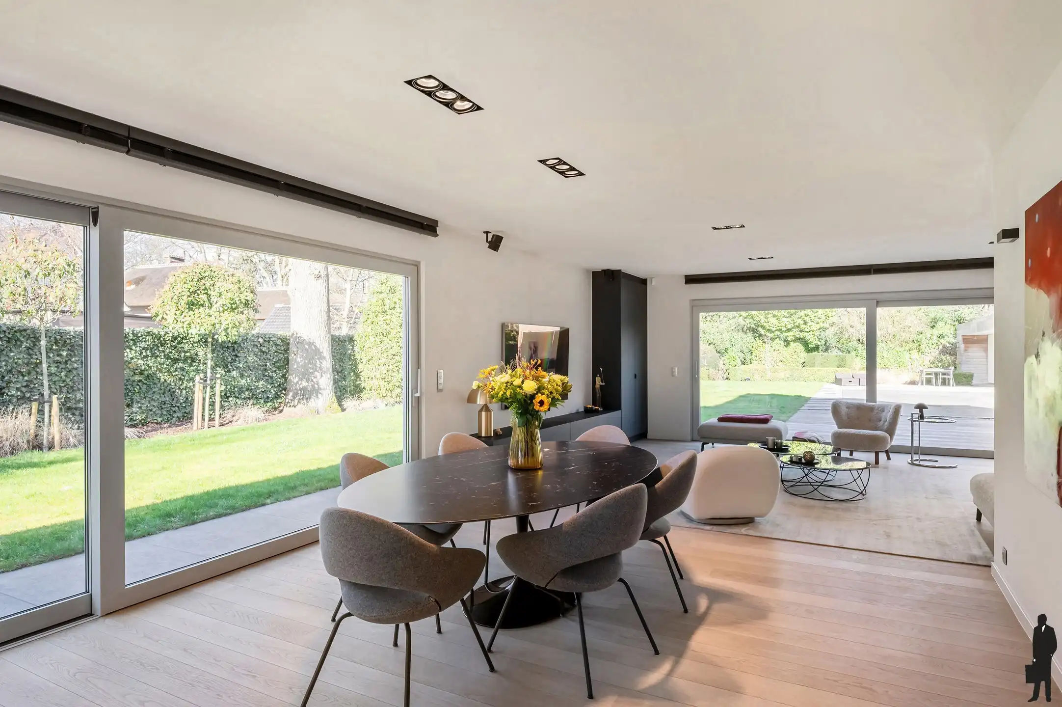 Moderne, vrijstaande villa op ca.1.380 m² met zwembad op toplocatie te Vriesdonk! foto 7