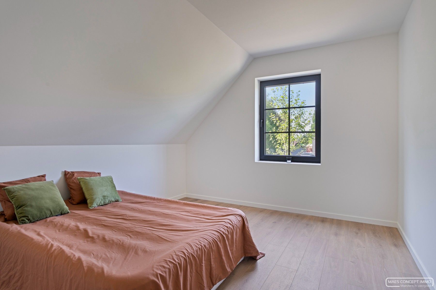 Energiezuinige halfopen nieuwbouwwoning te huur te Moen (Zwevegem) - 4 slk foto 9