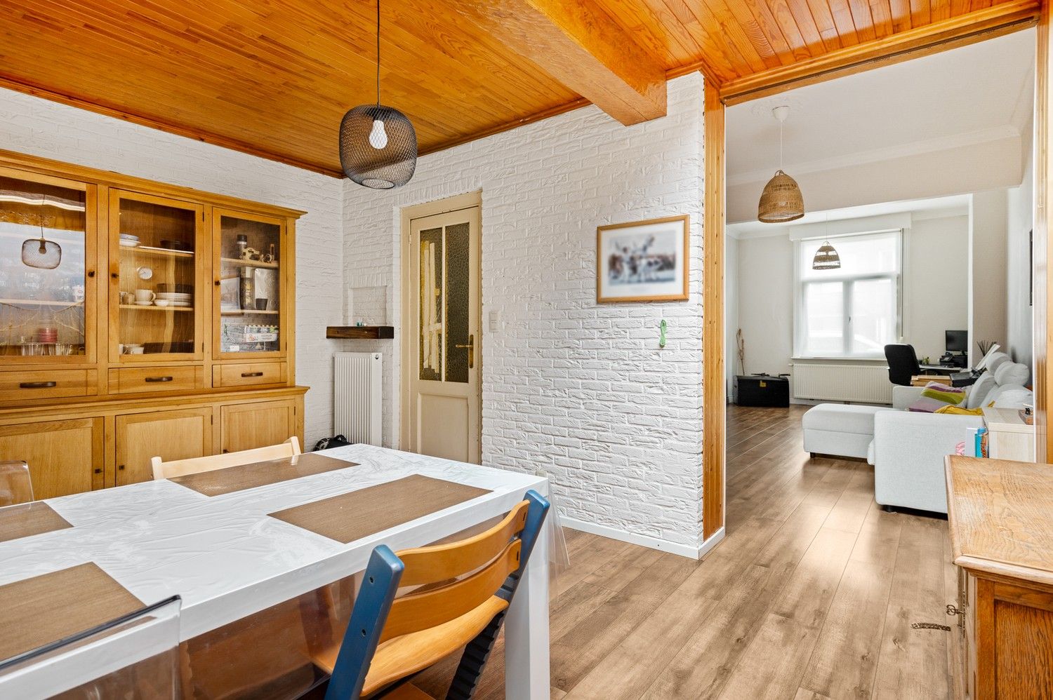 Huis met 4 slaapkamers en tuin te koop in Wijnegem! foto 5