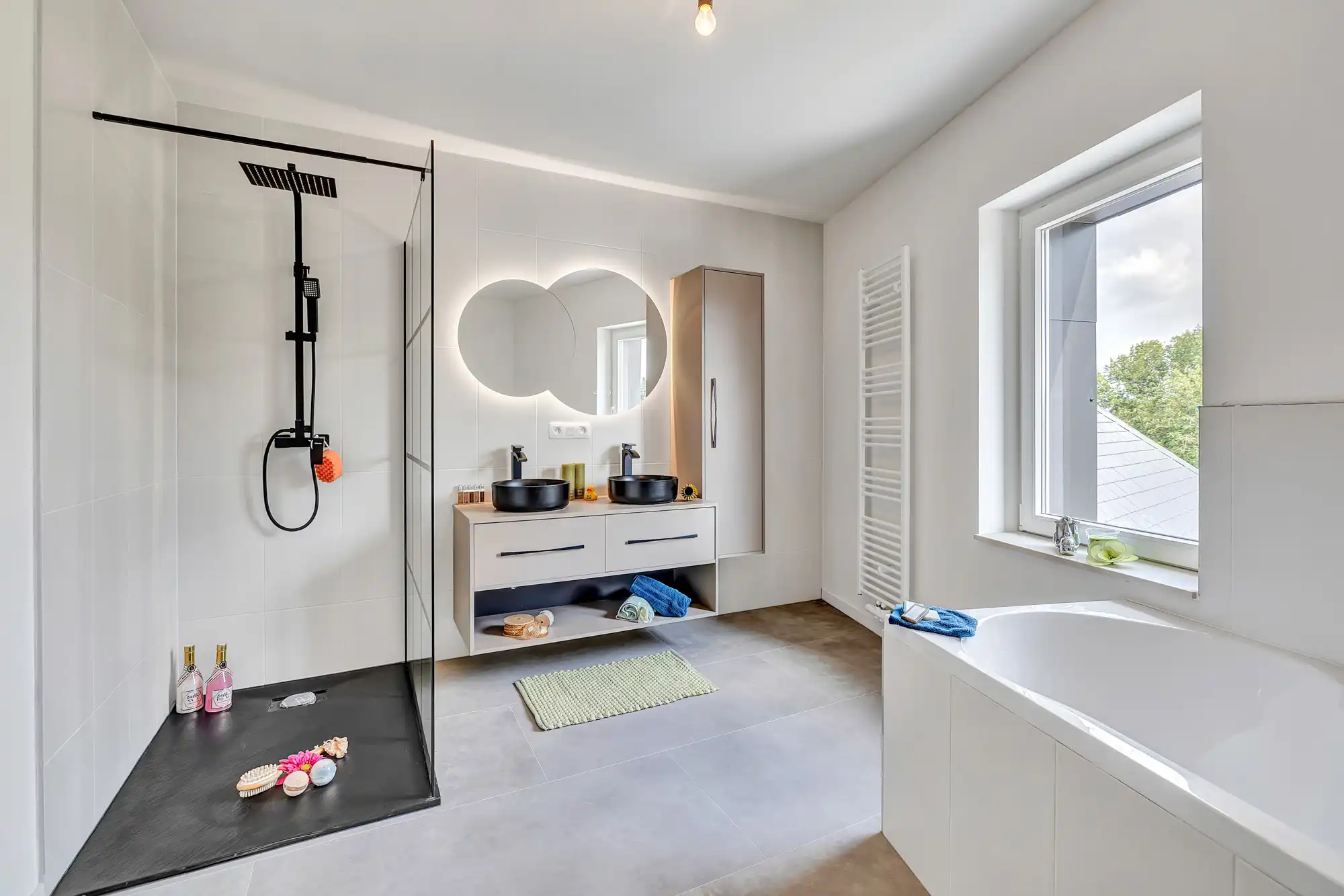 Ruime, energetische totaalrenovatie met ruime tuin en garage foto 14