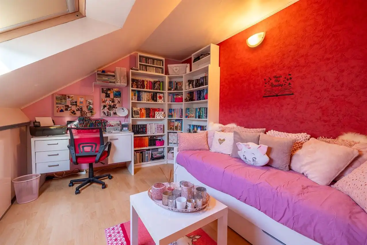 Gerenoveerde bel-etagewoning met 3 slk foto 23