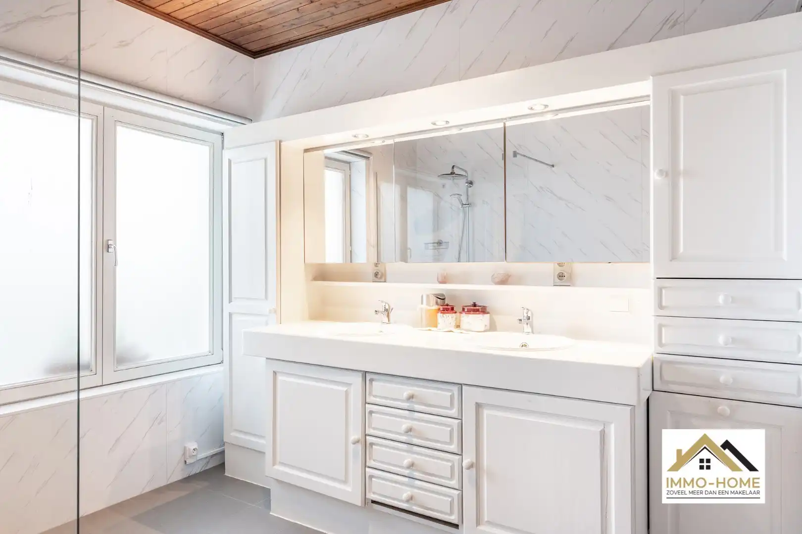 Ruime open bebouwing nabij centrum Lochristi foto 15