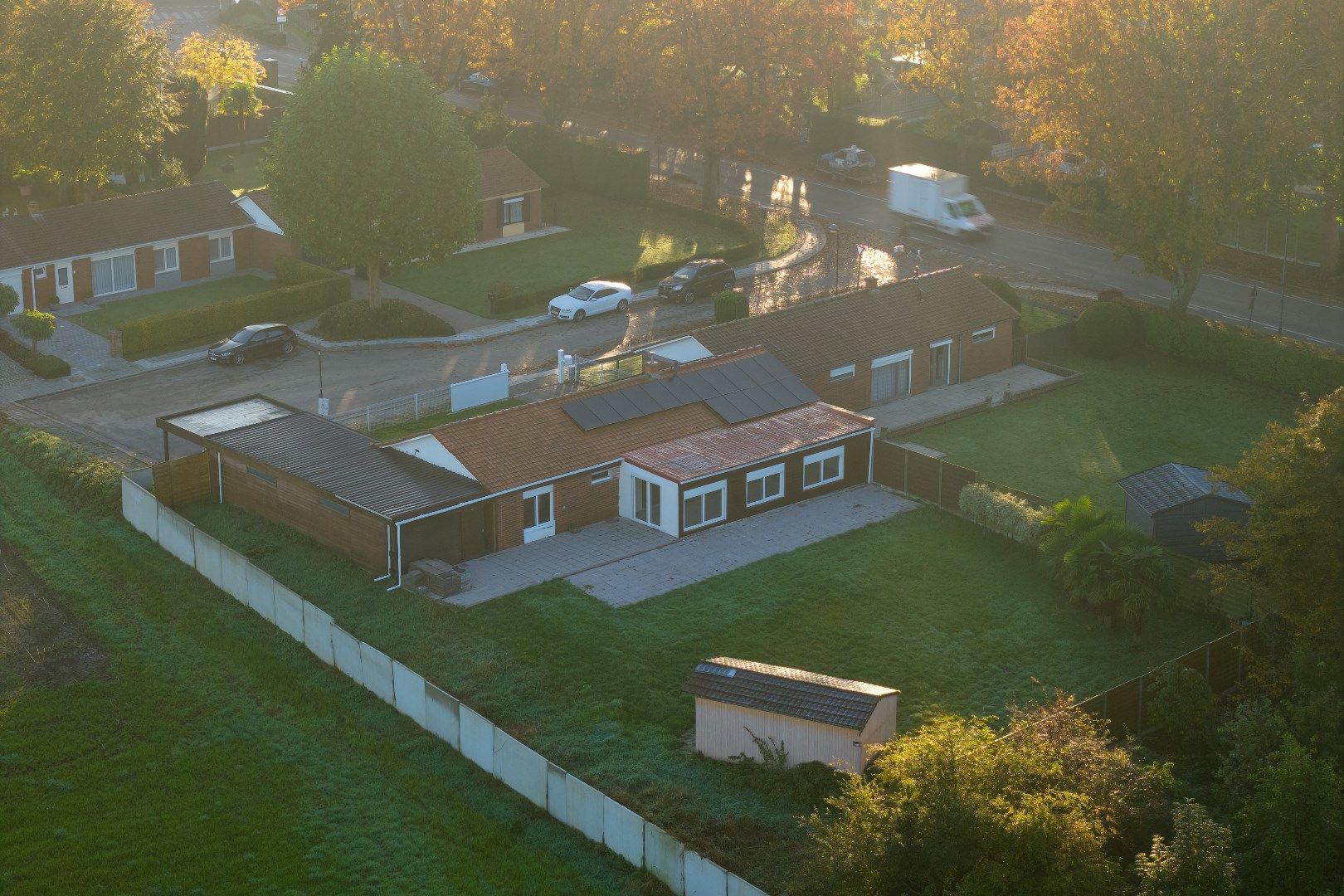 BUNGALOW WONING OP 991M² MET 2 SLPKS (3MOGELIJK), VRIJ ZICHT EN 2 RUIME GARAGES foto 20