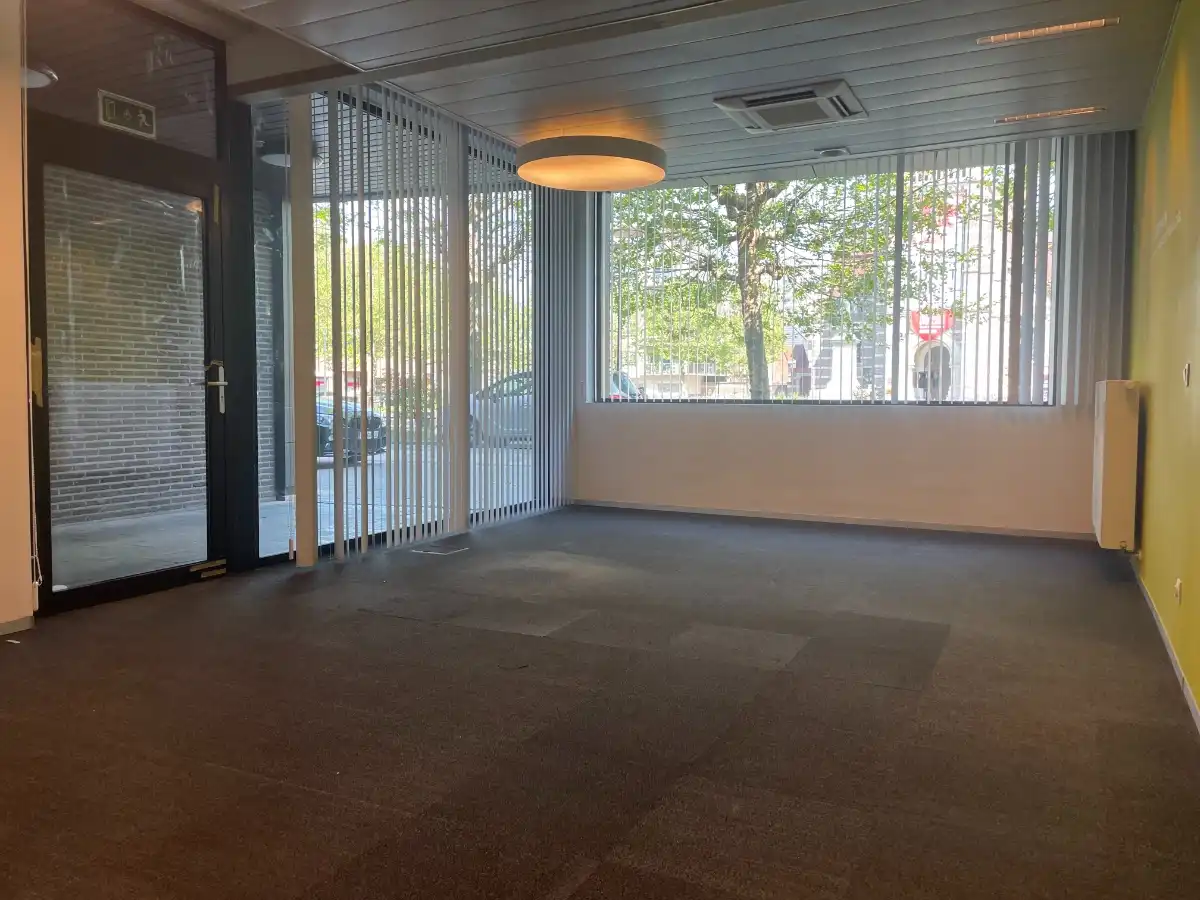 commercieel gelegen KANTOOR / PRAKTIJK foto 6