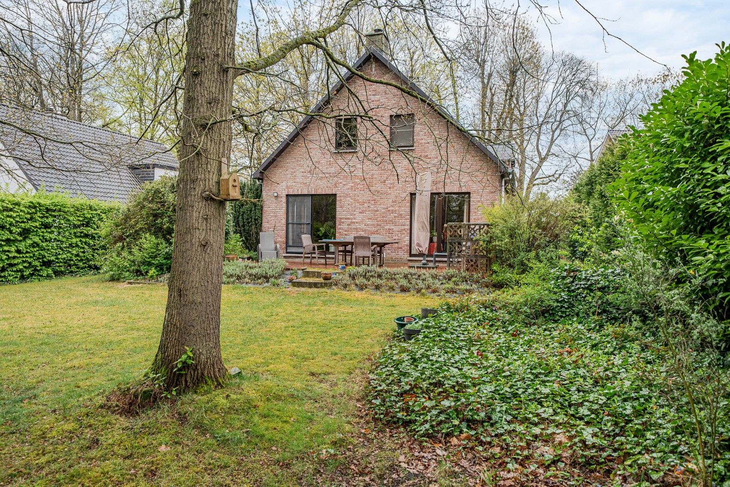 Ruime woning op groot perceel in residentiële buurt te Bret (Genk)! foto 28