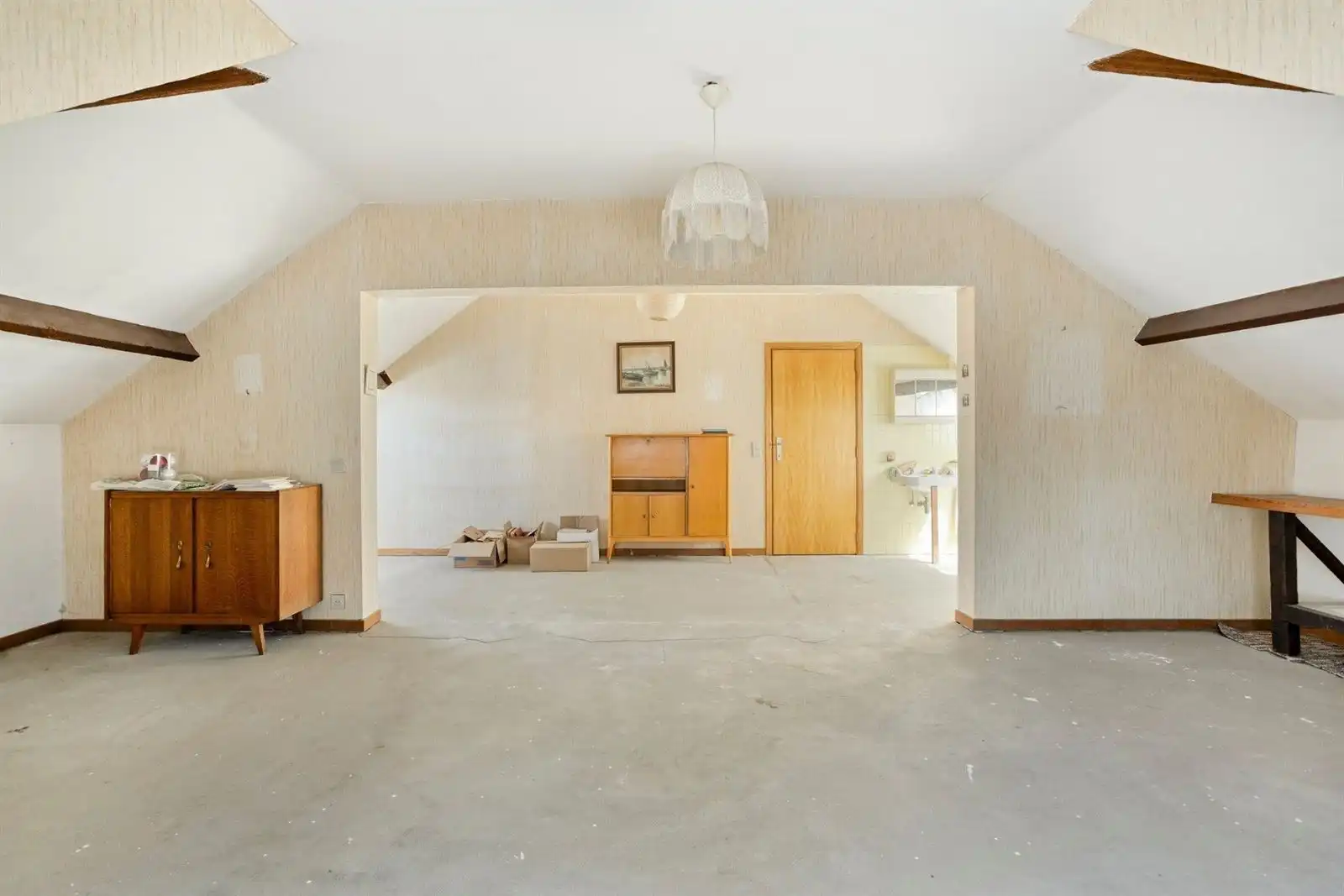 Te renoveren gezinswoning  (371 m²) met 5 slaapkamers op een perceel van 10a66ca te Huizingen foto 23