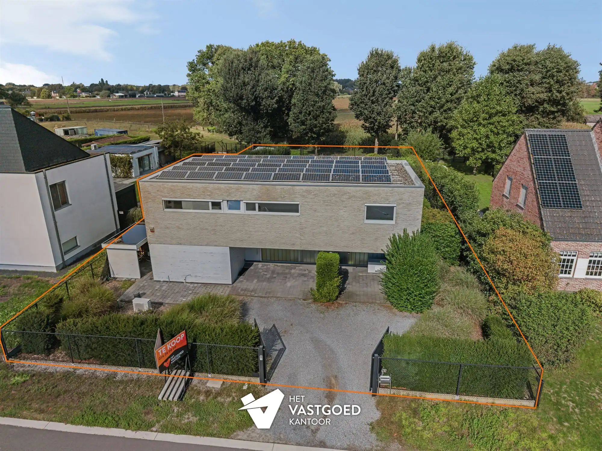 RUIME, RECENTE WONING OP TOP-LIGGING! foto {{pictureIndex}}
