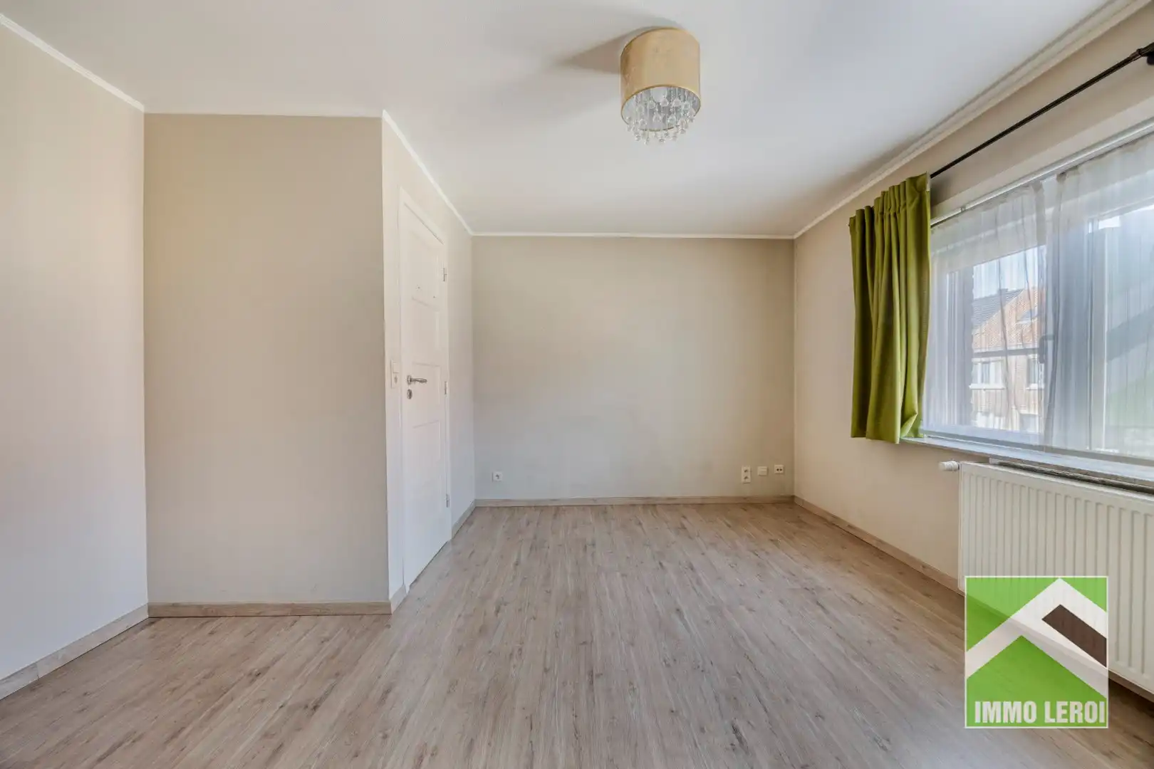 Vernieuwde en gezellig ingerichte woning met garage in stadsrand Tongeren foto 15