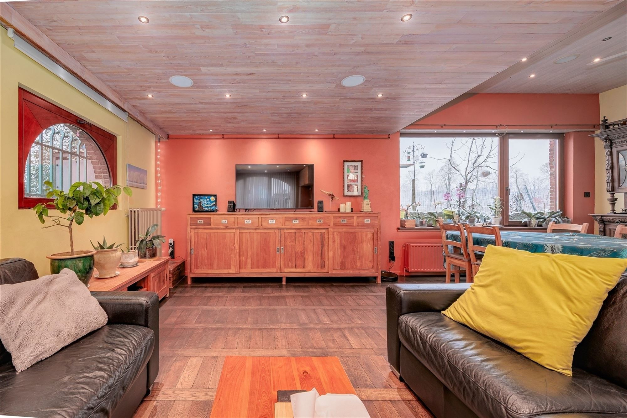 Instapklare woning met grote tuin en prachtig zicht op weilanden foto 6