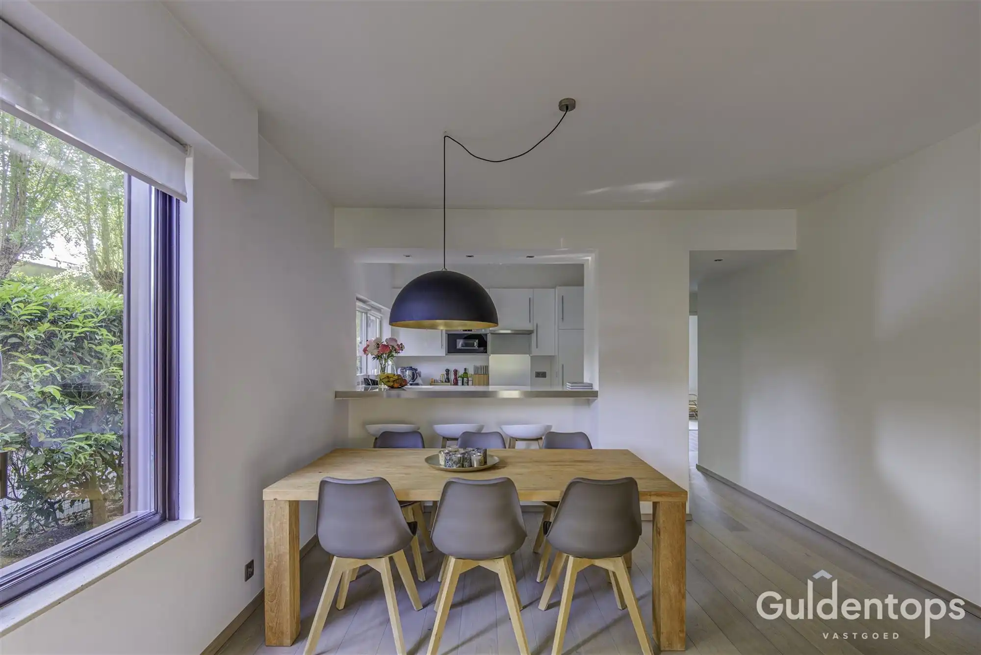 Modern ruim gelijkvloers (2 slk) appartement met ruime tuin foto 7