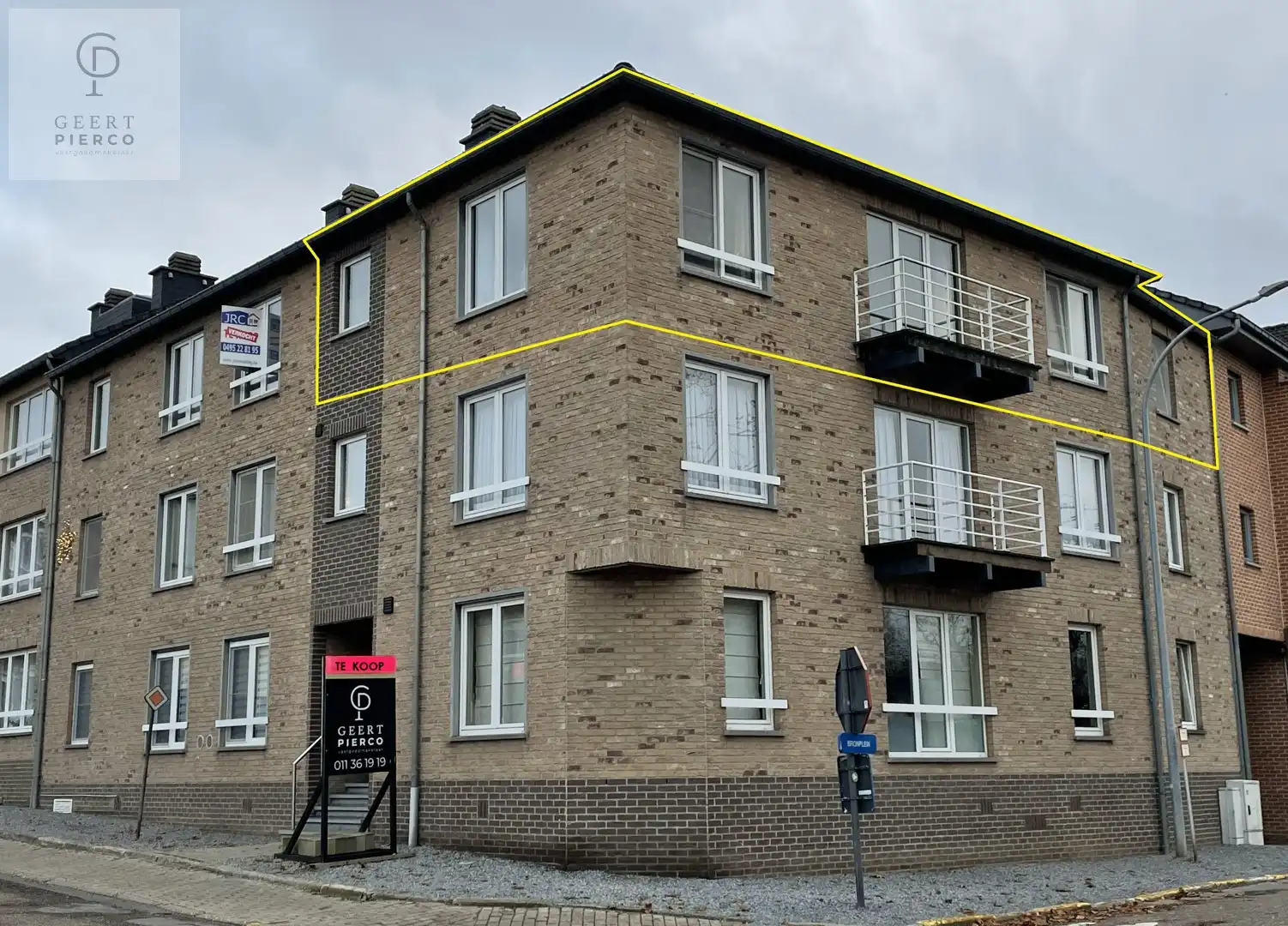 Ruim appartement met twee slaapkamers, kelder en ondergrondse staanplaats. foto 18