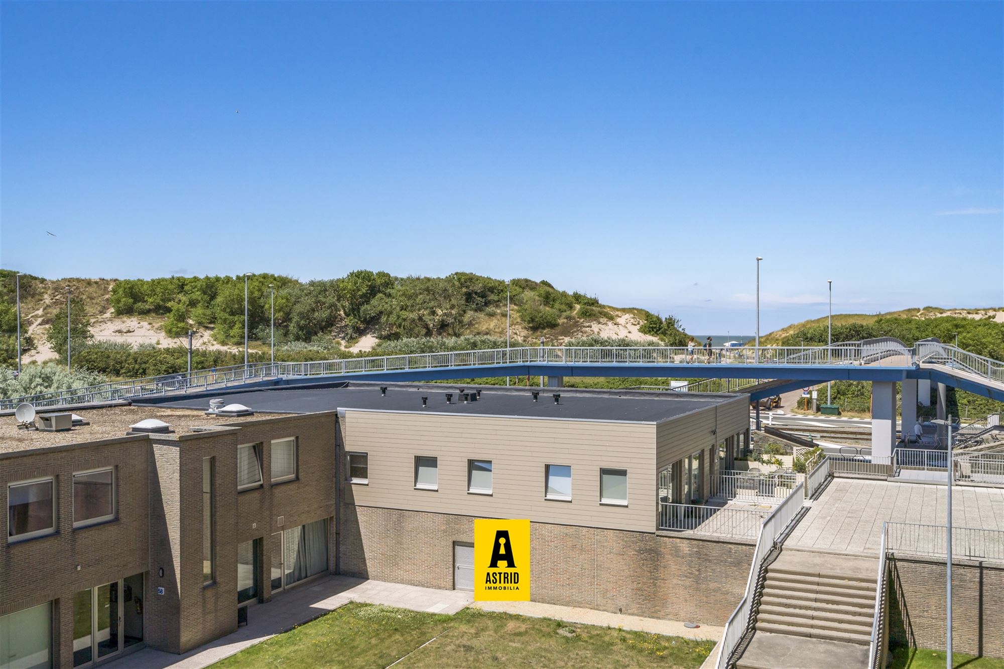 Ruim en zonnig appartement aan zee! foto 9