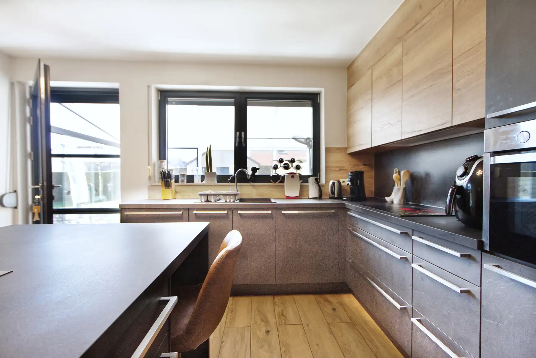 WONING - HOB - 3 SLK - GARAGE - TERRAS - VERANDA - TUIN foto 7